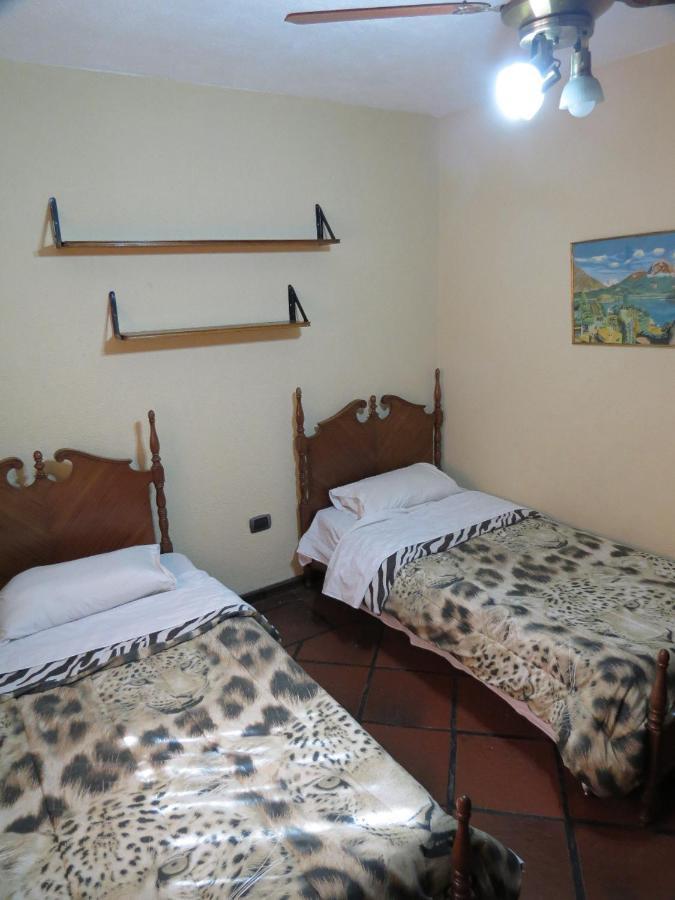 Quinta Montana - Casa Entera Grupo O Familia 8-10 Personas - Centrica, Piscina - Todas Las Comodidades! Mendoza Luaran gambar